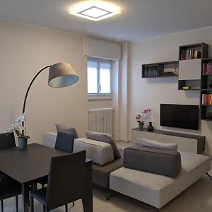 Modern Apartment - Como Centro Appartement
