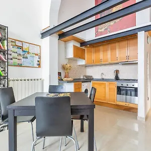 https://lappartamentino.lecce-hotels.com